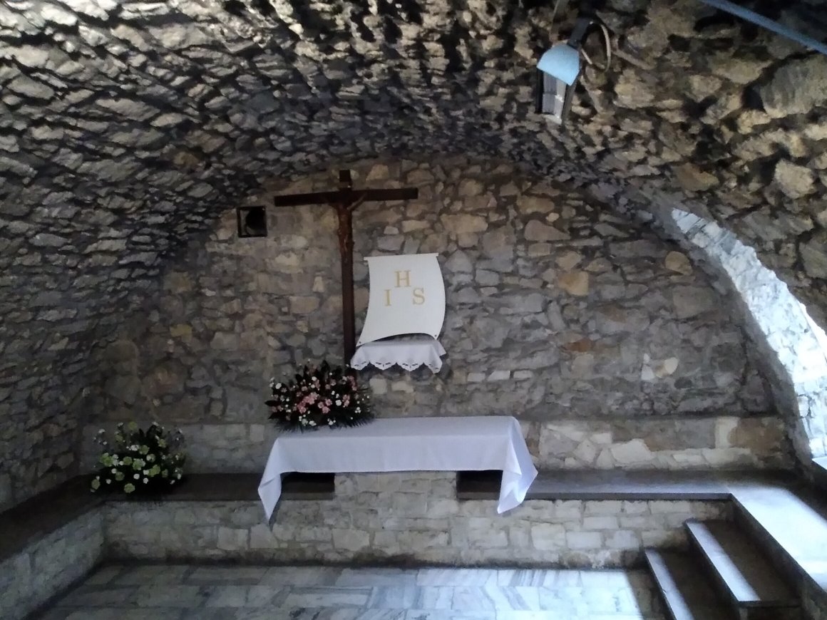 kaplica adoracji w podziemiach kościoła św. Zygmunta